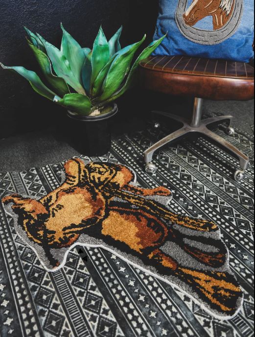 Rodeo Rug - Saddle